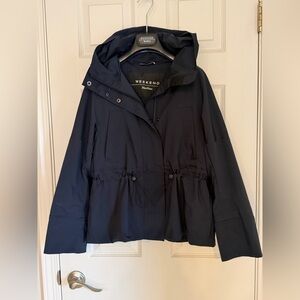 Weekend Max Mara Hooded Trench Jacket (inner Detachable vest)